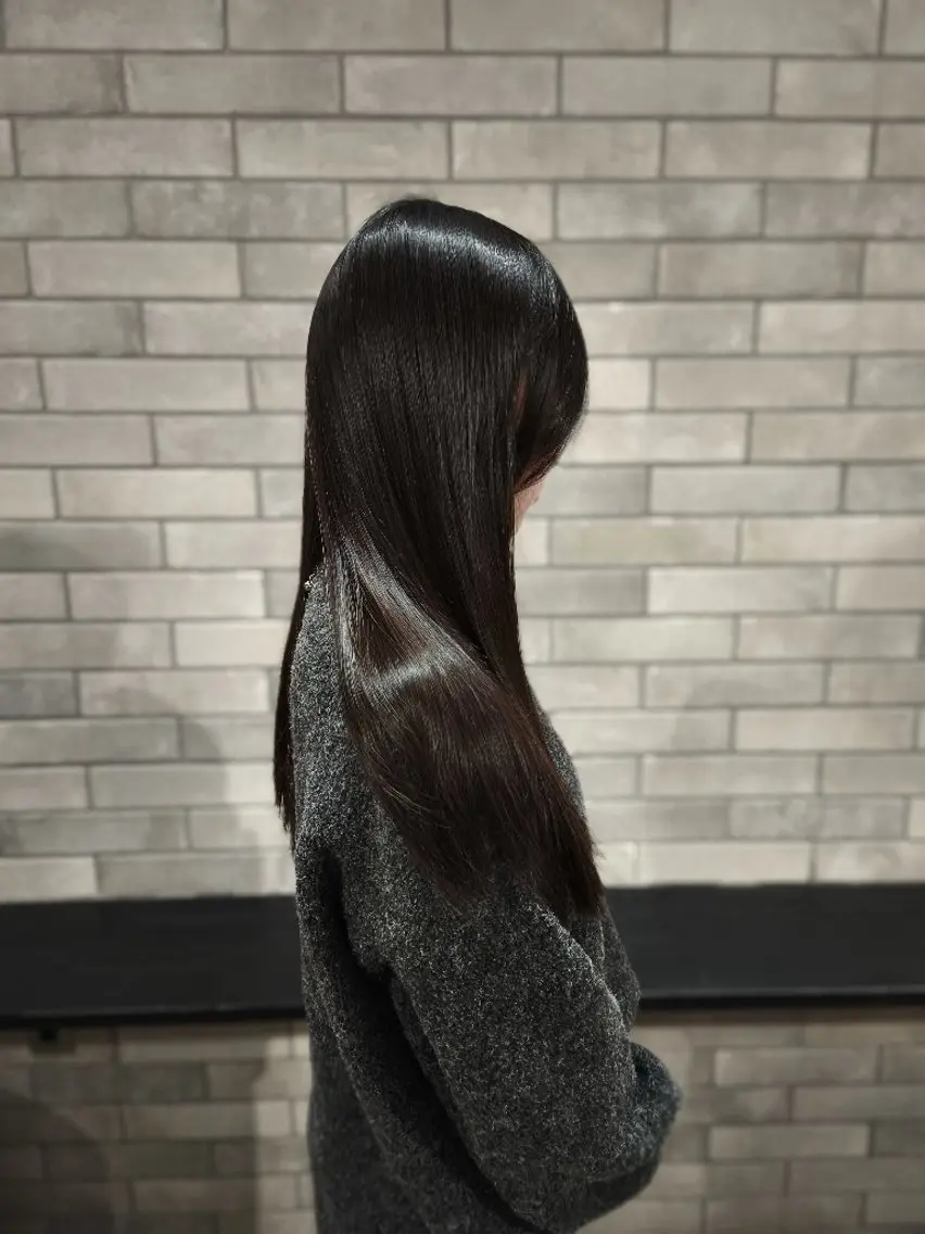 ロング ハイライト 髪質改善 縮毛矯正 カット 縮毛矯正 トリートメント VIMhair天神店 縮毛矯正 ハイライトのヘアスタイル