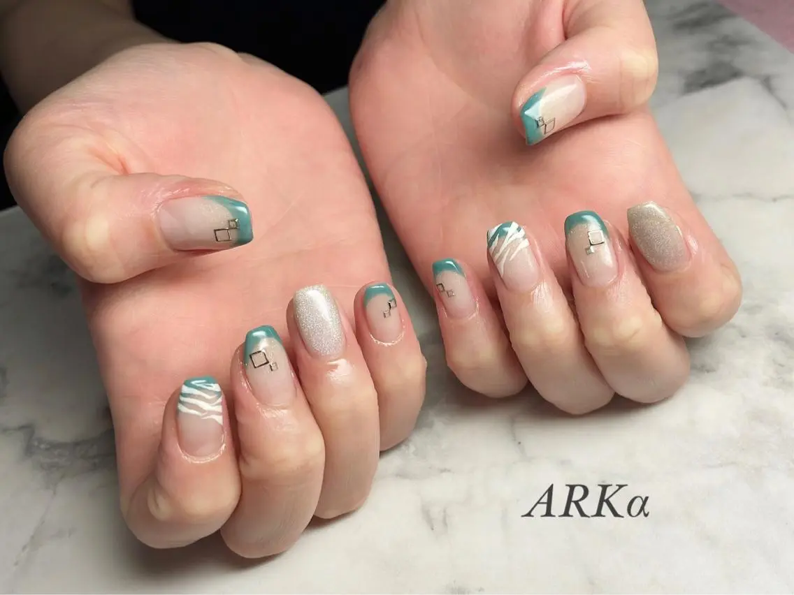 ネイル マグネットネイル ハンドネイル ARKα Nishiのネイルデザイン