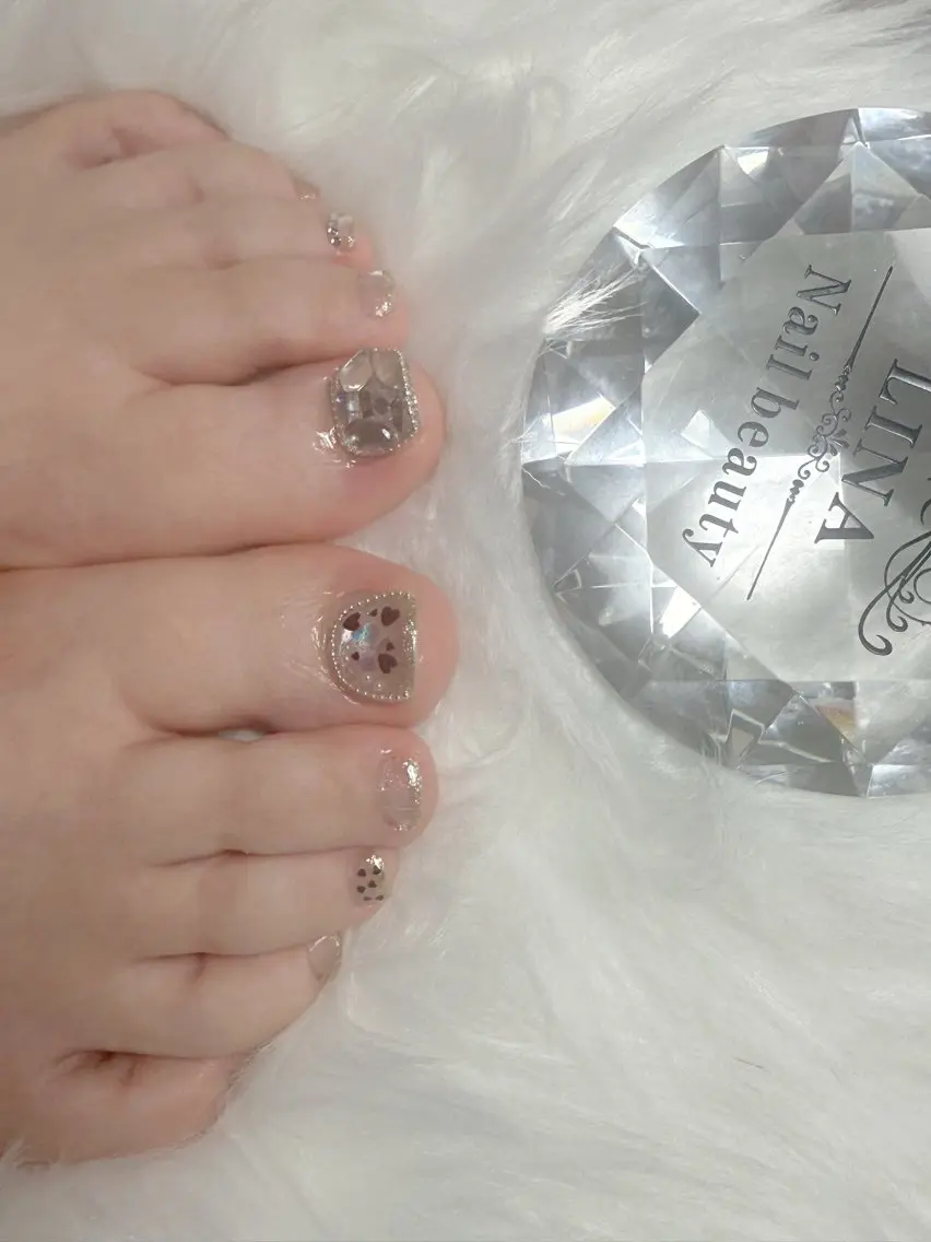 ネイル フットネイル ジェルネイル 夏ネイル ワンホンネイル Lina  nail beautyのネイルデザイン