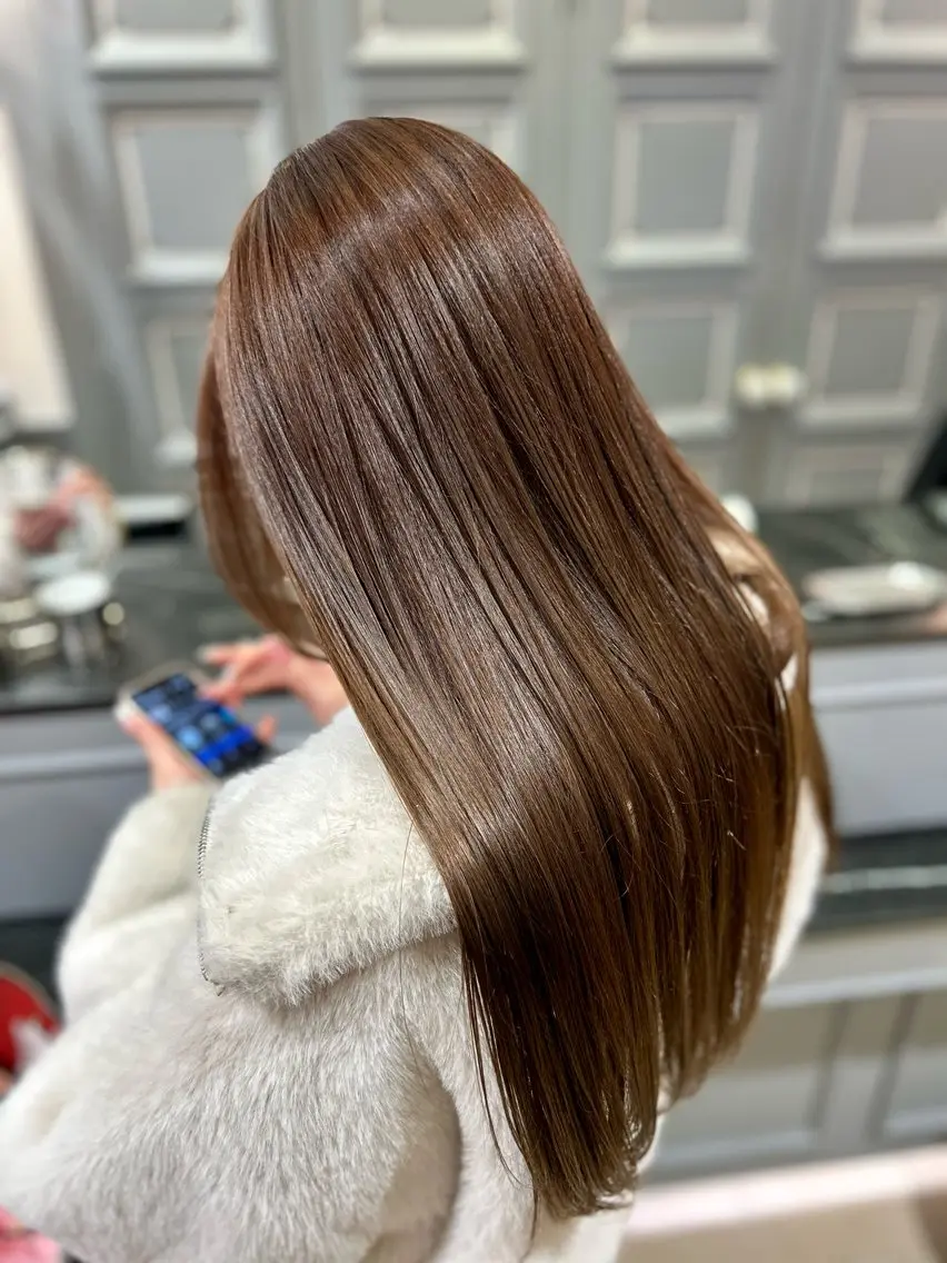 ロング カラー 多賀 亮真のヘアスタイル