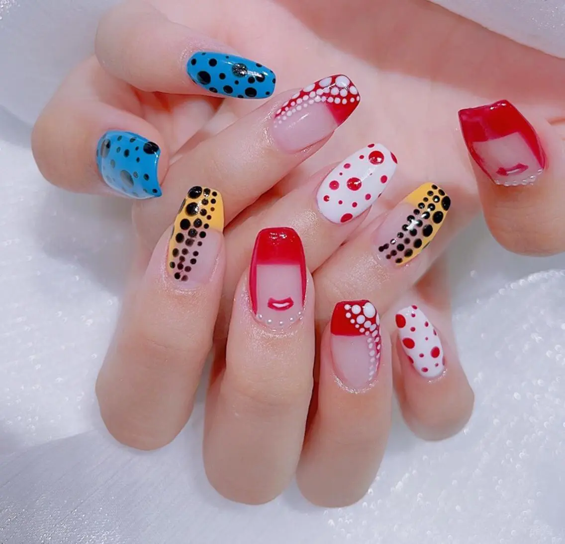 ネイル Queens みなみのネイルデザイン