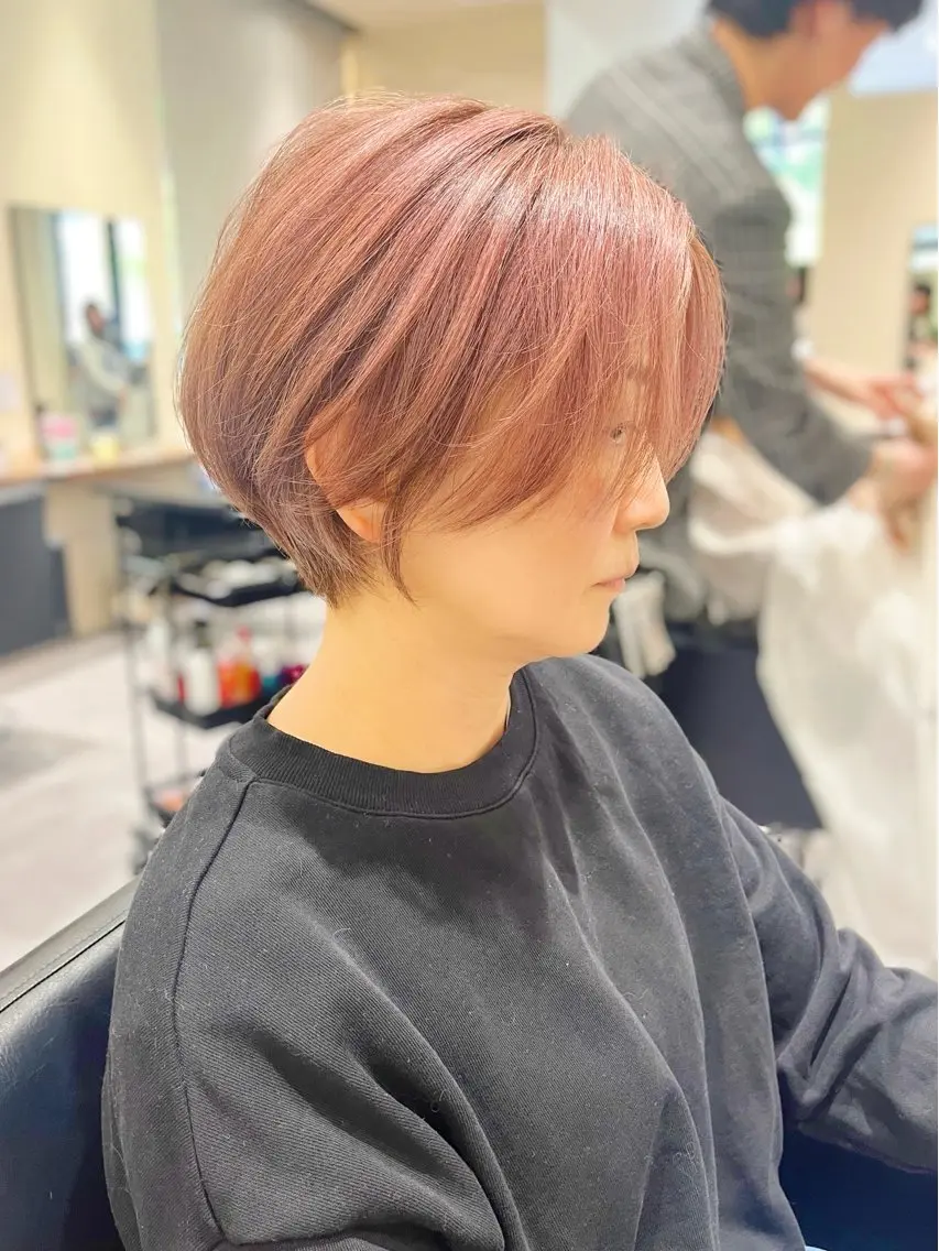 ショート カラー カット GIEN 末吉 海斗のヘアスタイル