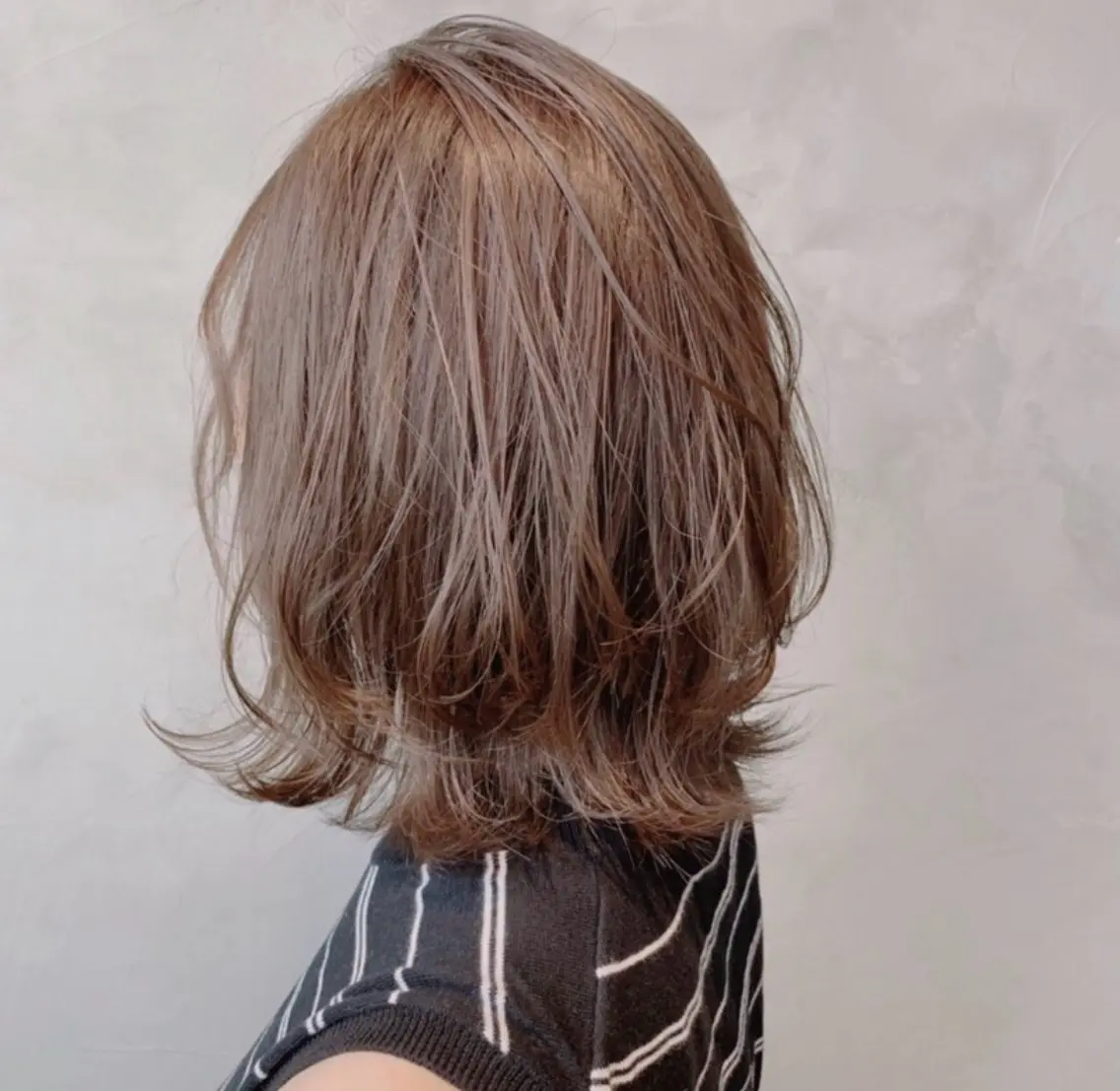 ミディアム カラー un. Misakiのヘアスタイル