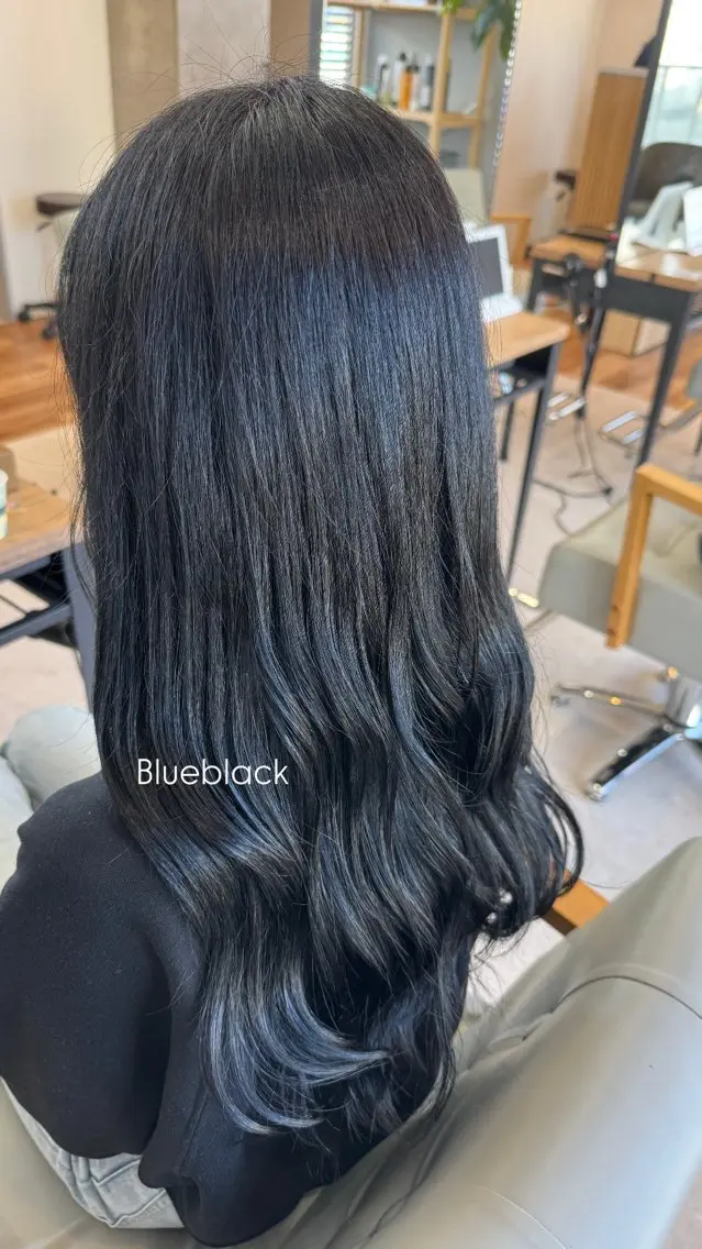 ロング カラー momoka🩶 艶カラー‪𓈒𓏸のヘアスタイル