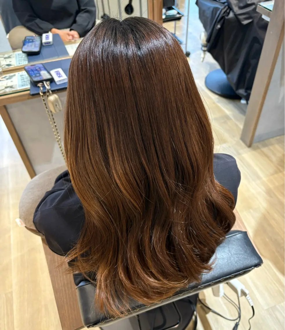 ロング カット 縮毛矯正 韓国風ヘア🤍/頭皮 ケア🫧 Chikaのヘアスタイル