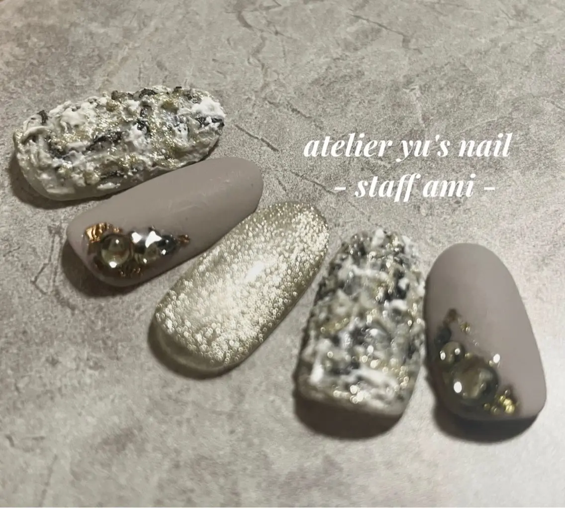 ネイル ツイードネイル atelier yu's nailのネイルデザイン