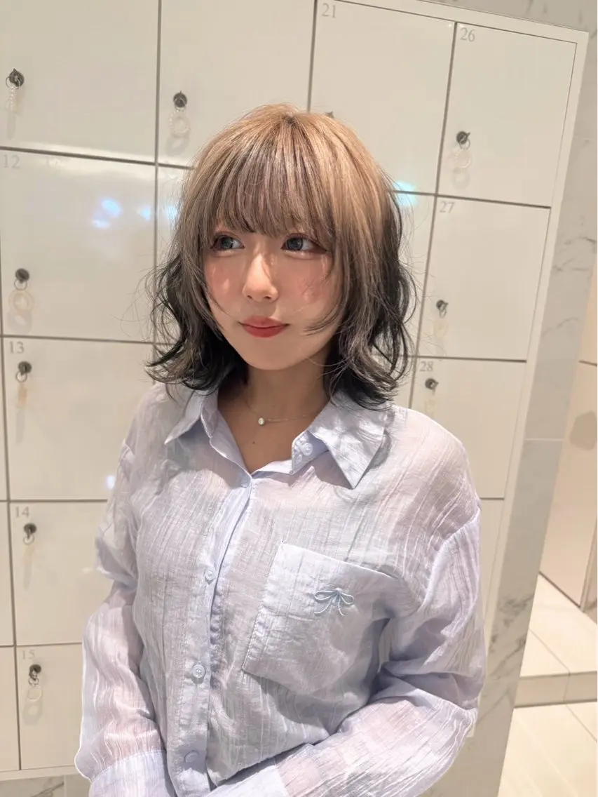 ミディアム カット ヘアカラー トリートメント 透明感カラー 🫧/つばめのヘアスタイル