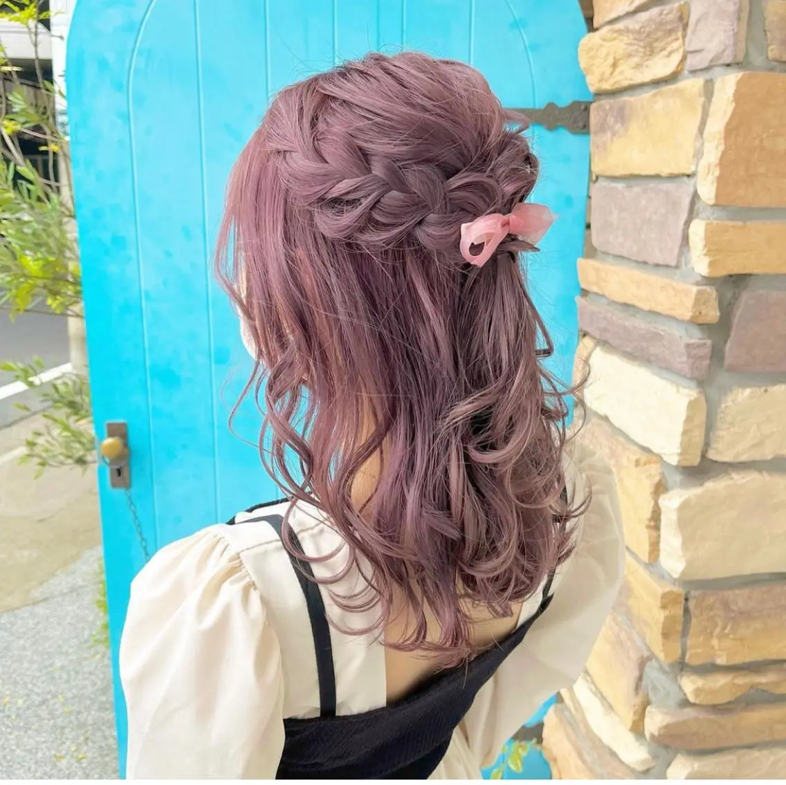 ロング ヘアアレンジ ハーフアップ 伊藤 玲衣のヘアスタイル