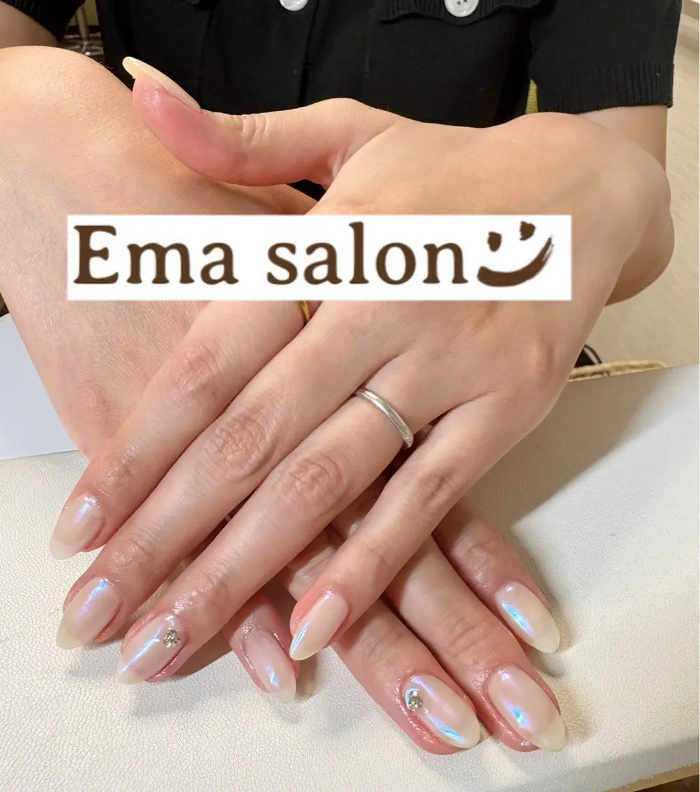 ネイル 持ち込み シンプルネイル ハンドネイル Ema salon hiromiのネイルデザイン