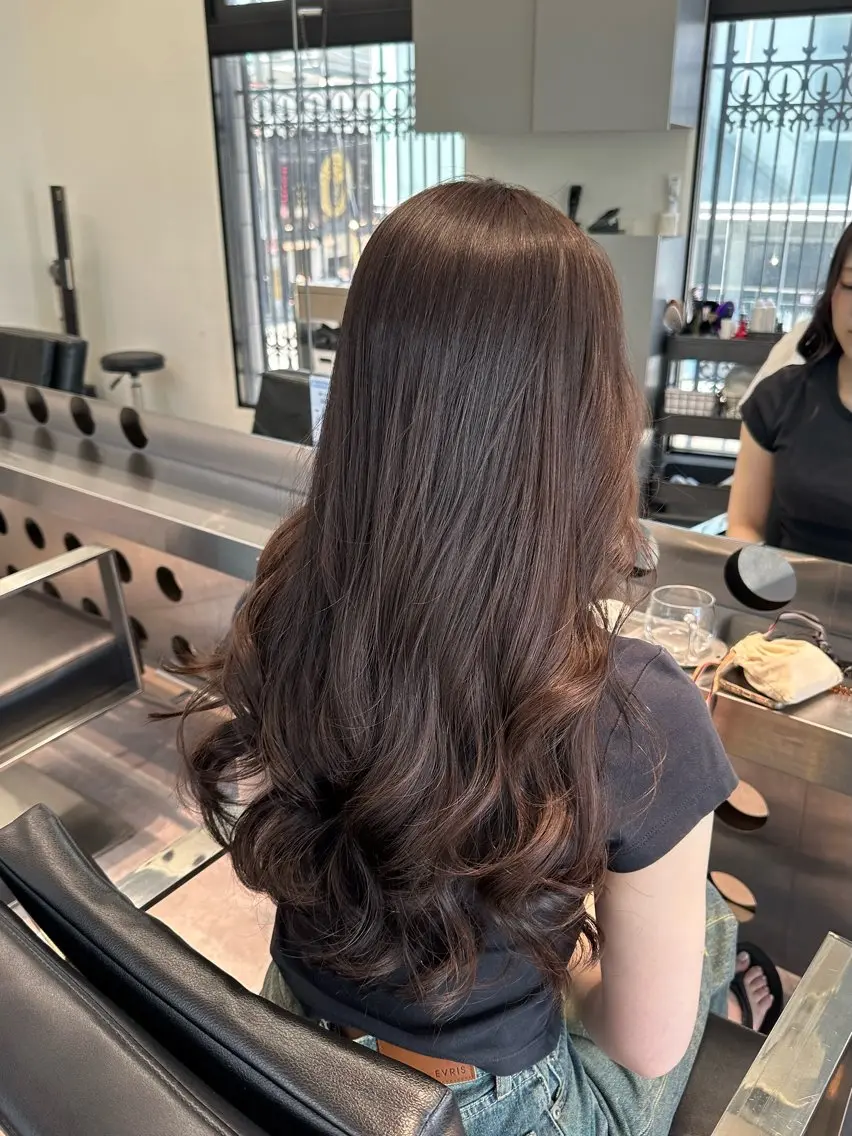 ロング カラー トリートメント ヘアカラー yukari /モデル募集中🌱のヘアスタイル