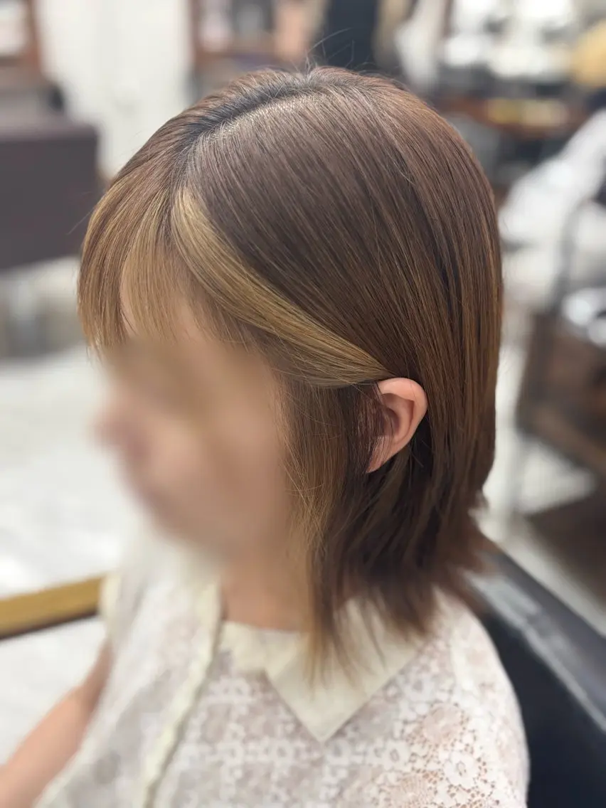 ミディアム ミストバング 顔周りカット 森元 優衣のヘアスタイル