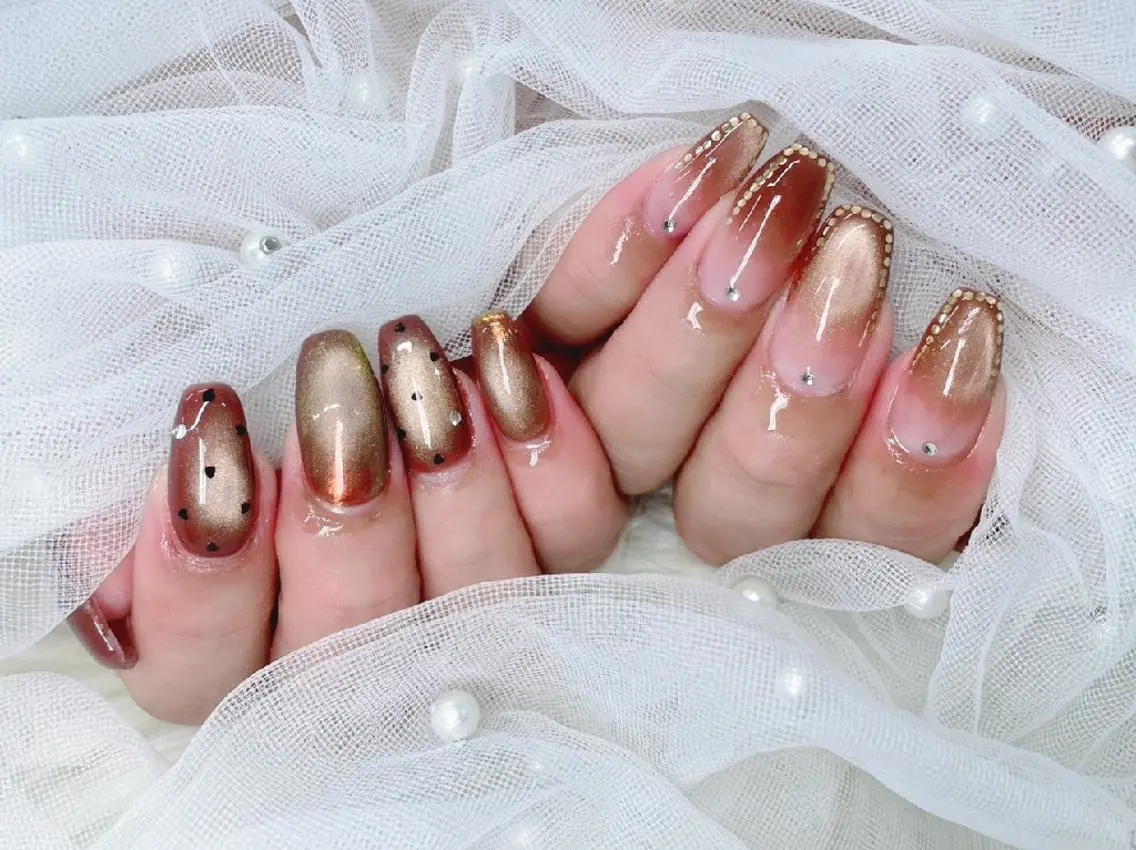 ネイル チークネイル 長さ出し フラッシュネイル フレンチネイル ジェルネイル Chouette Nailのネイルデザイン