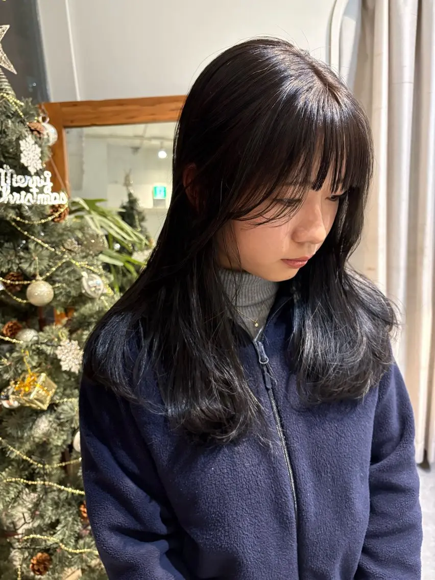 セミロング カラー SIKI yuuna レイヤーカット🪽のヘアスタイル