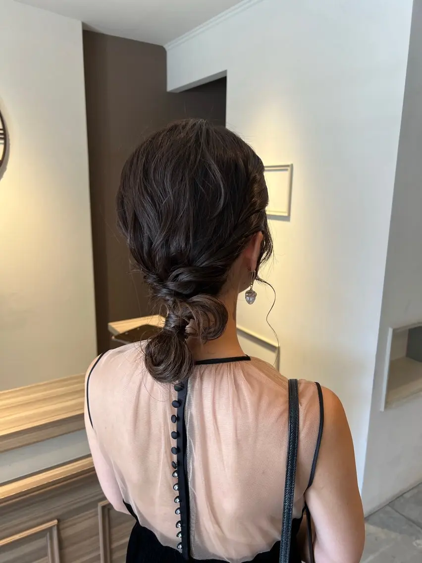 ミディアム ヘアアレンジ ヘアセット 西村 美羽のヘアスタイル