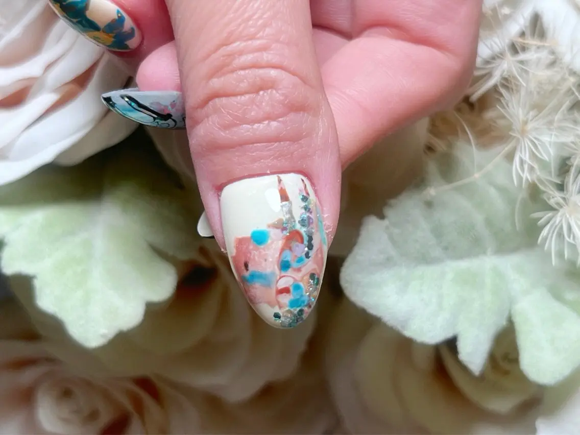 ネイル 成人式 ロングネイル マグネットネイル 持ち込み ワンカラーネイル Painty nailのネイルデザイン