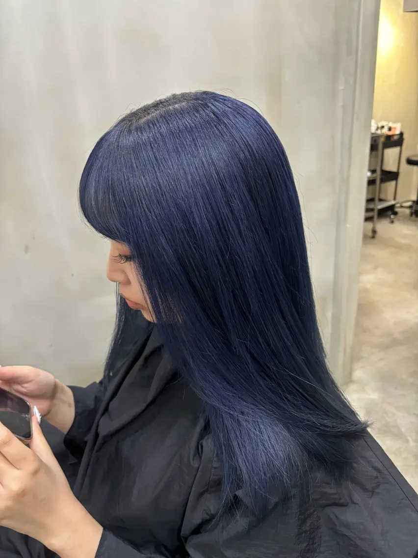 ミディアム カラー ブルーカラー ネイビーカラー ヘアカラー 中園康 /カラー/ブリーチのヘアスタイル