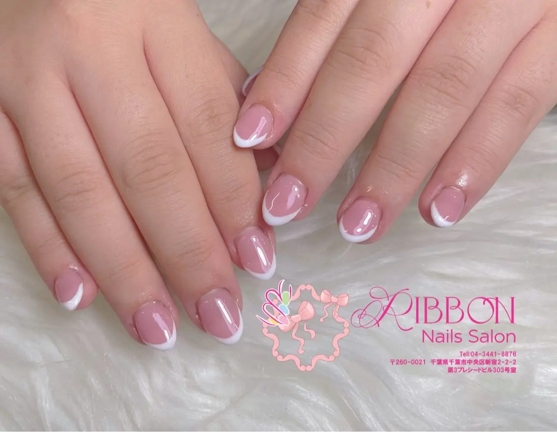 ネイル フレンチネイル ジェルネイル マグネットネイル 持ち込み ニュアンスネイル ハンドネイル Ribbonnail salonのネイルデザイン