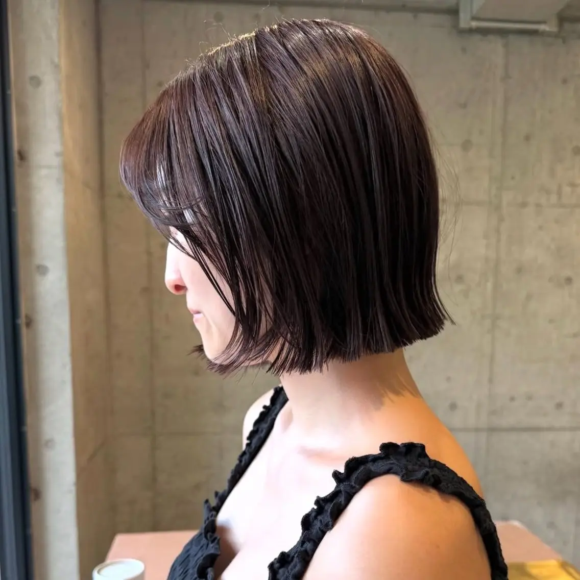 ミディアム カラー ブラウンカラー くすみブラウン ピンクカラー ボブ 外ハネヘア カット ヘアカラー トリートメント ショート/ボブ kyokaのヘアスタイル