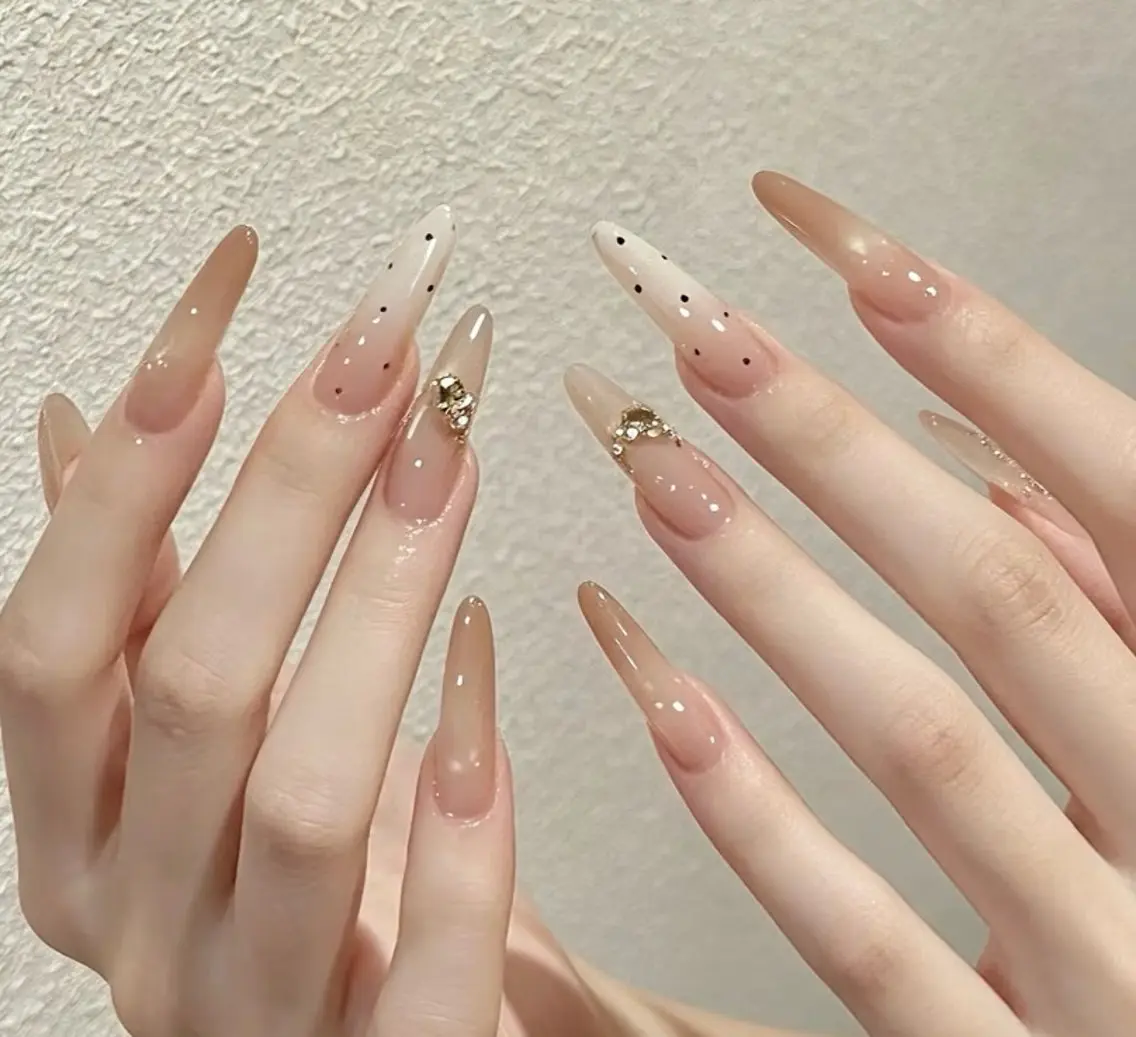 ネイル ハンドネイル Luvia Ginzaのネイルデザイン