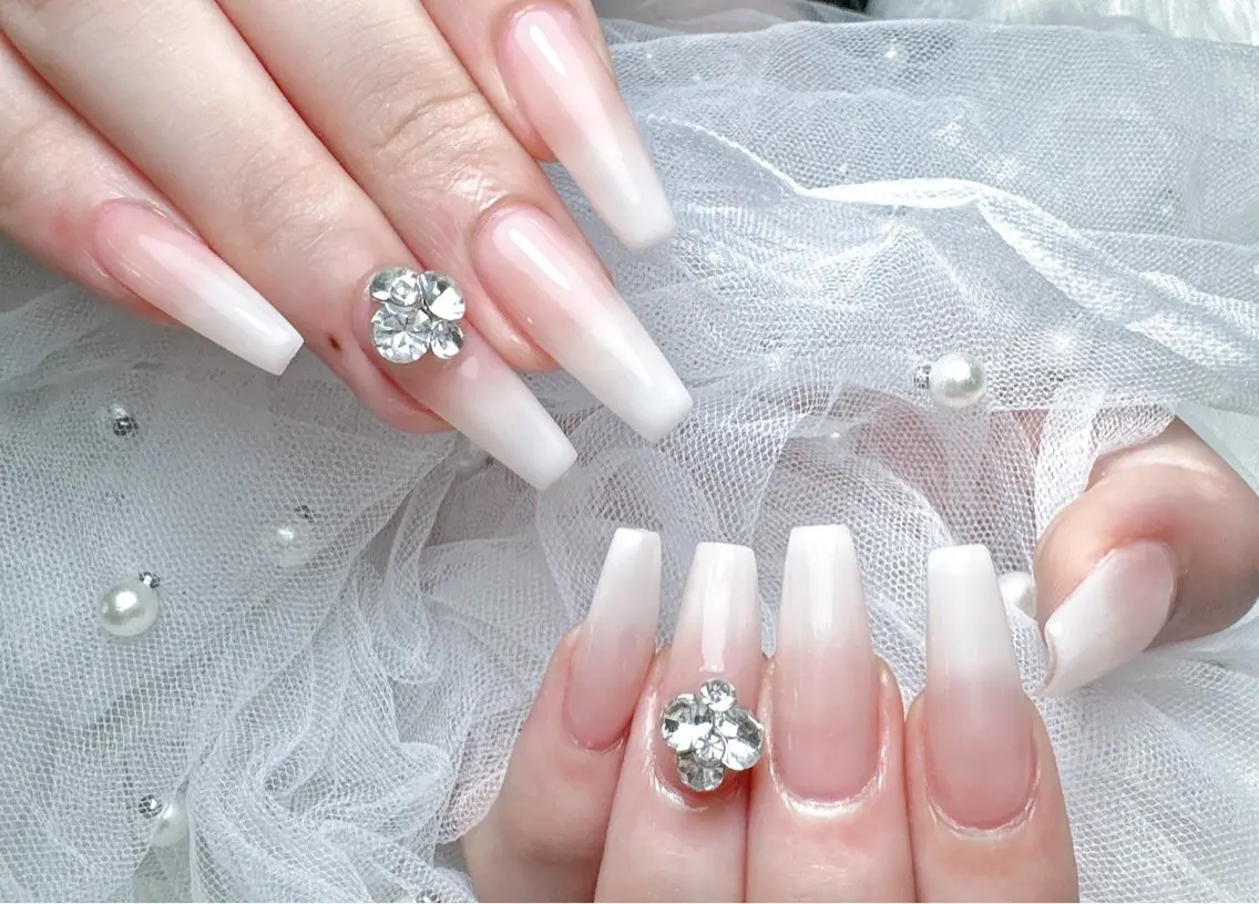 ネイル ハンドネイル M 🌷Nail 長さだし専門店のネイルデザイン