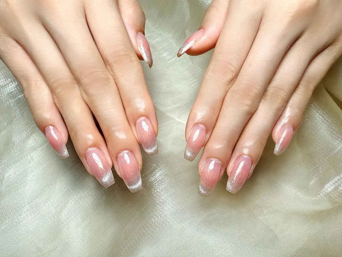 ネイル チークネイル マグネットネイル ハンドネイル ハンドケア L. Nailのネイルデザイン