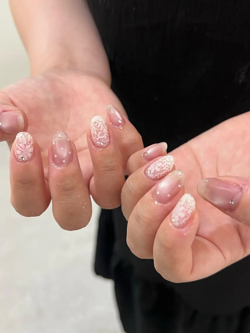 ネイル ガーリー tuki nail suzumiのネイルデザイン