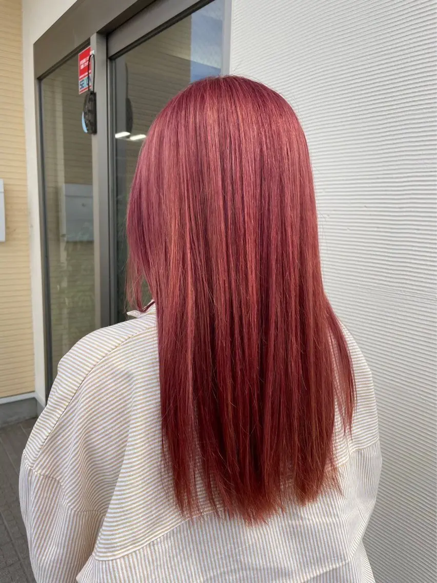 全体ブリーチ+カラー+3STEPトリートメント ¥6,000の写真