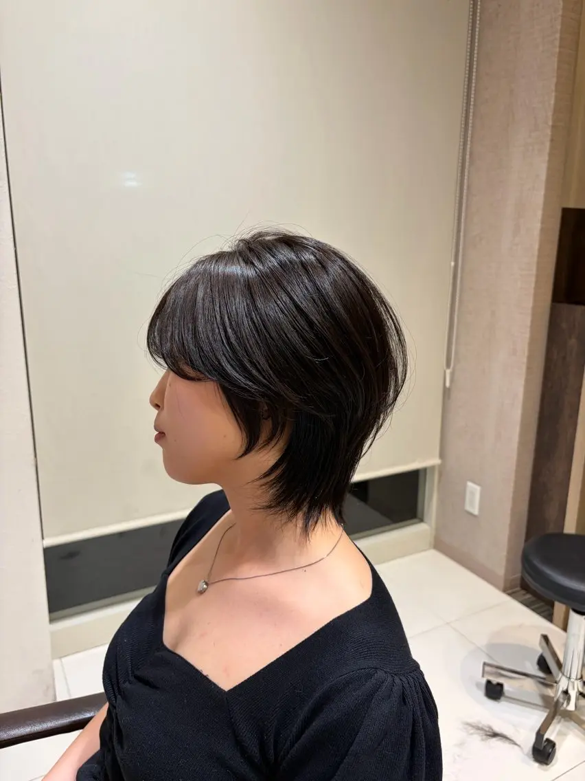 ショート 伸ばしかけ ショートヘア ウルフカット カット トリートメント 工藤 彩夏のヘアスタイル