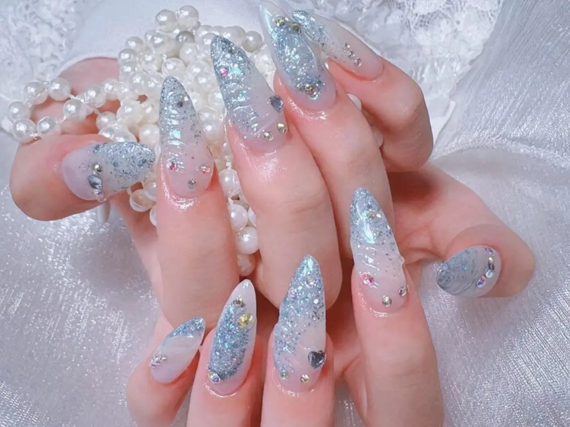 ネイル ハンドネイル 🎀鈴音🎀 ワンホンネイルのネイルデザイン