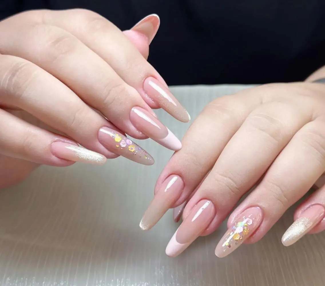 ネイル ハンドネイル エリ🫧 nail池袋東口のネイルデザイン