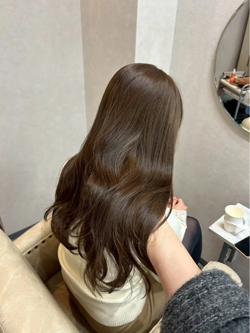 カラー ヘアカラー Misaki / 艶カラーのヘアスタイル