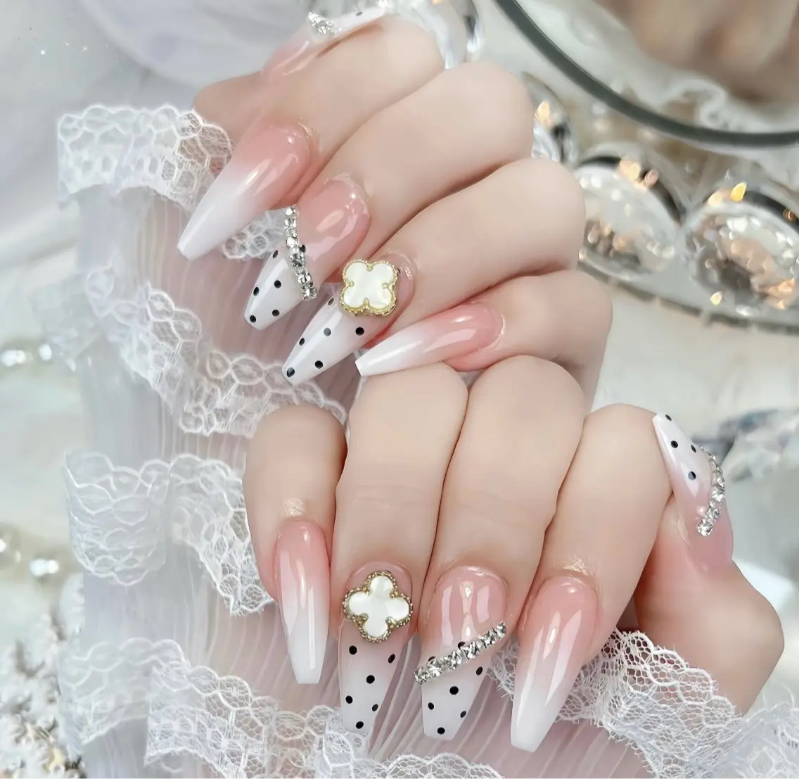 ネイル ハンドネイル REI NAIL1のネイルデザイン