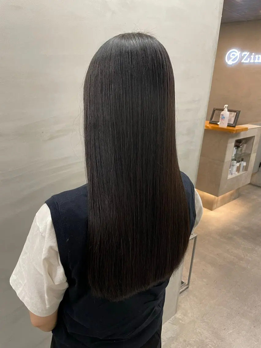 ロング パーマ カット 縮毛矯正 トリートメント 高山🐬髪質改善 池袋で縮毛矯正のヘアスタイル