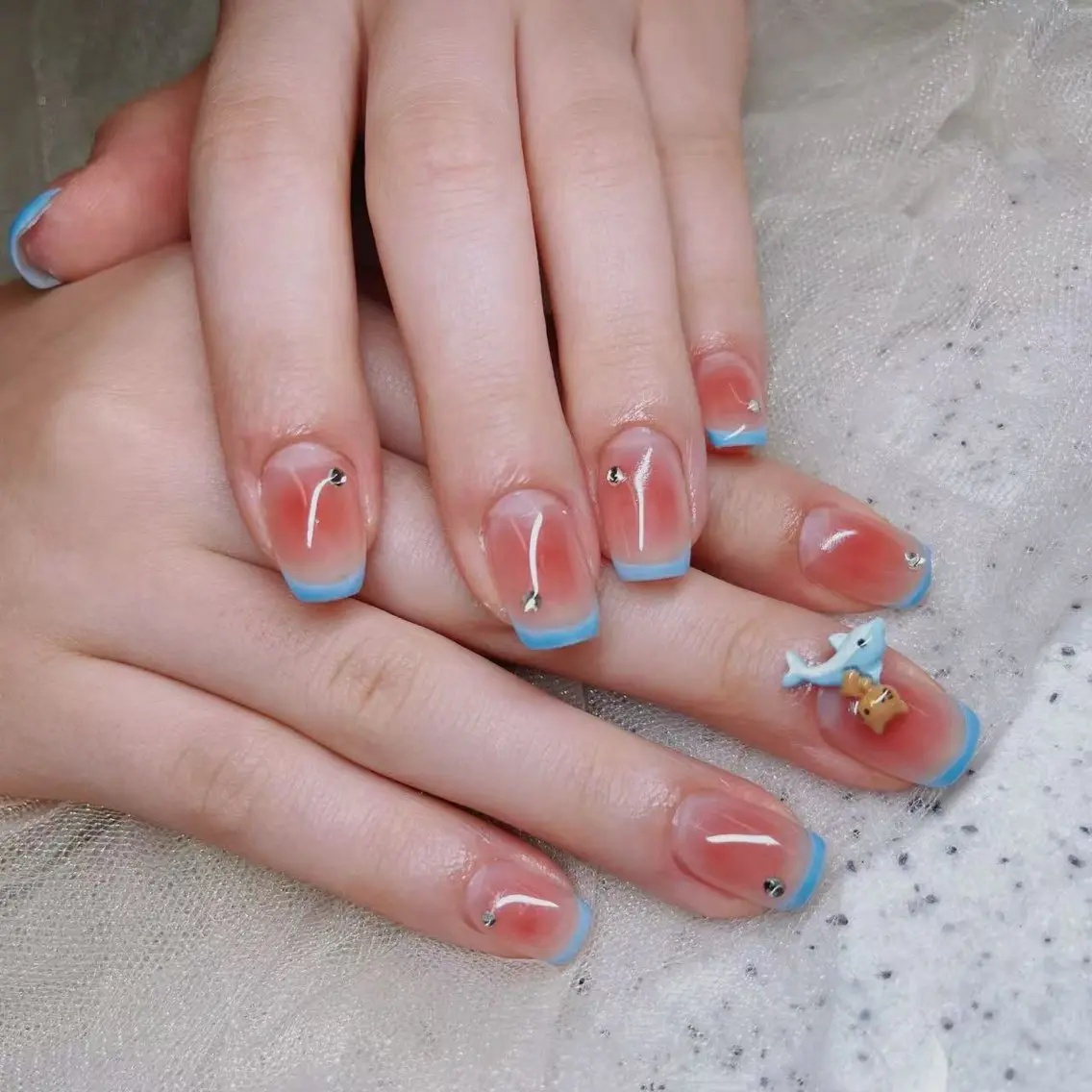 ネイル ハンドネイル Queens マオのネイルデザイン