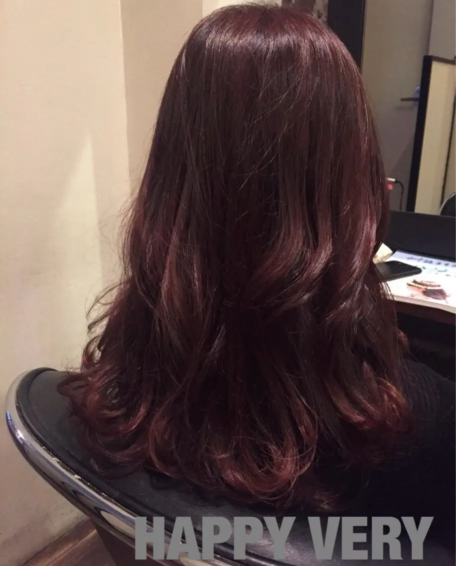 ロング 井上 奈菜のヘアスタイル