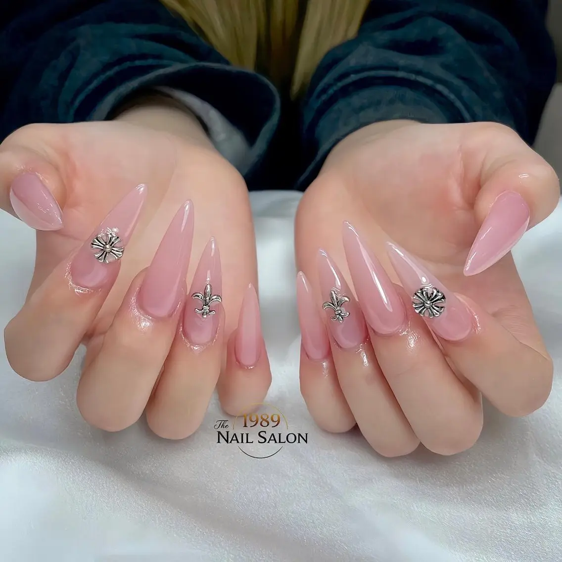 ネイル ハンドネイル The 1989 Nail Salonのネイルデザイン