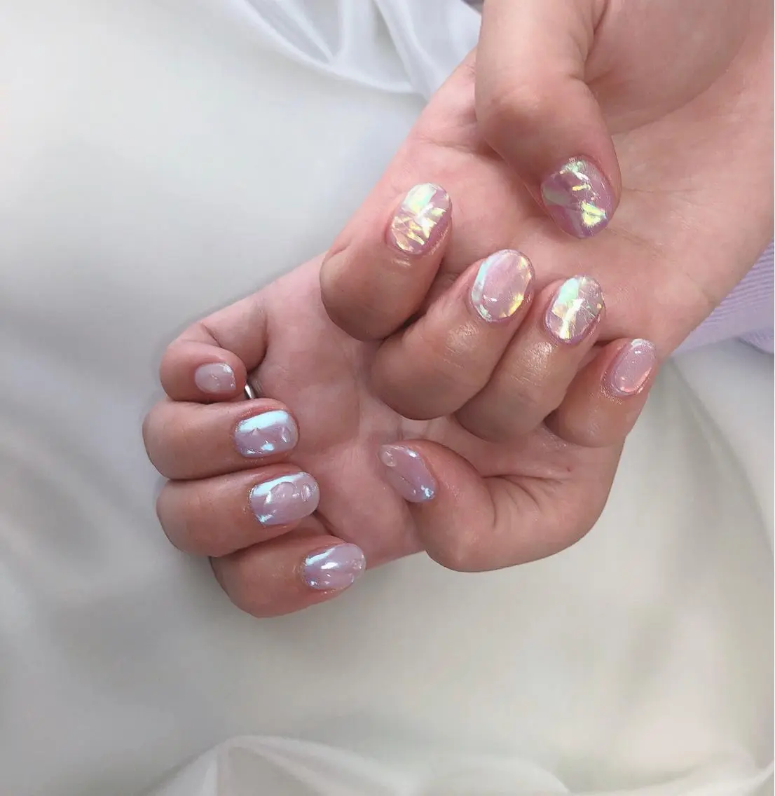 ネイル オーロラネイル 韓国ネイル ミラーネイル ショートネイル ハンドネイル nails 🎀meのネイルデザイン