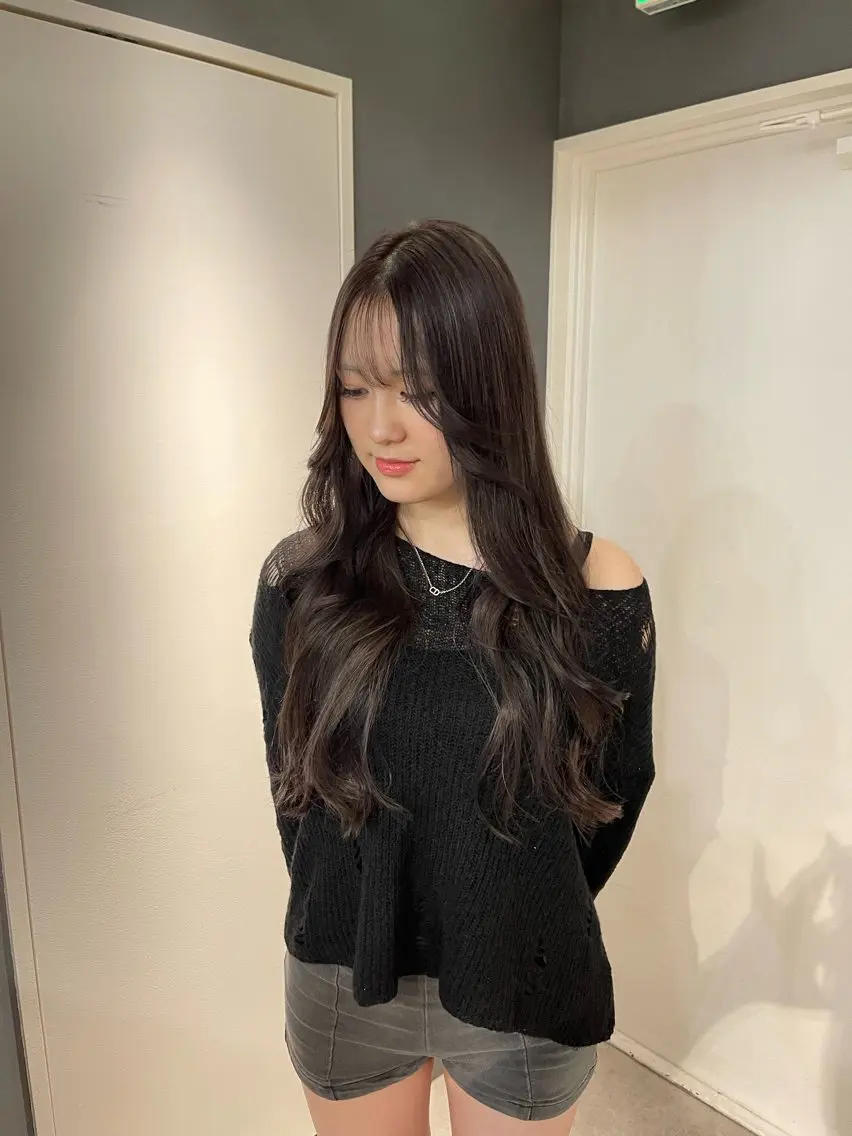 ロング カラー ヘアカラー 平井 よし乃のヘアスタイル