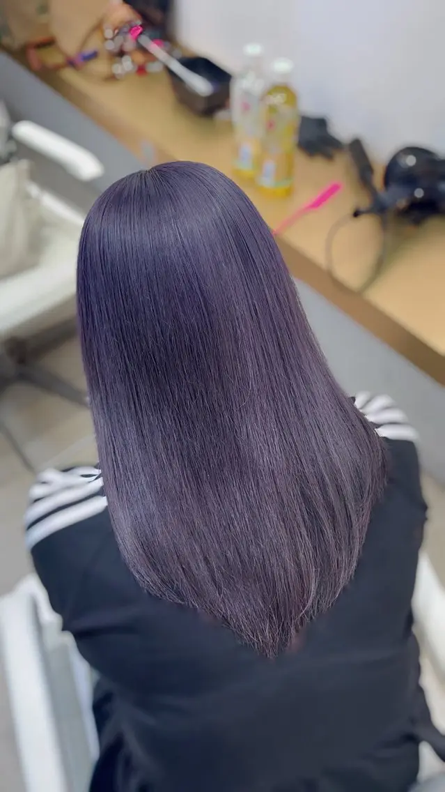 セミロング カラー カット ヘアカラー トリートメント ヘアセット クルミ🤍推し活 🎀ピンクカラーのヘアスタイル