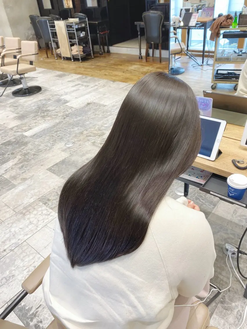 カラー 銀座/レイヤー 顔周りカット溝手優太のヘアスタイル