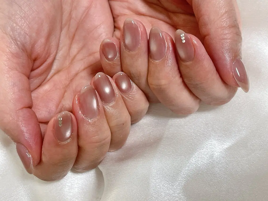 ネイル オーロラネイル 桜ネイル フラワーネイル フットネイル フレンチネイル ハンドネイル mogunail &blowのネイルデザイン