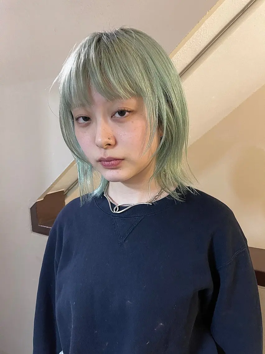 ミディアム カラー カット ヘアカラー トリートメント ヘアセット 安部佑哉/ハイトーン /レイヤー/ブリーチのヘアスタイル
