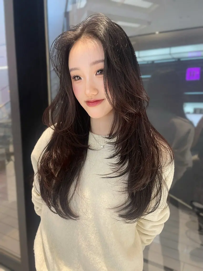 ロング ハイレイヤー 韓国風ヘア レイヤーカット 【韓国❤️海外ヘア】 AYAKAのヘアスタイル