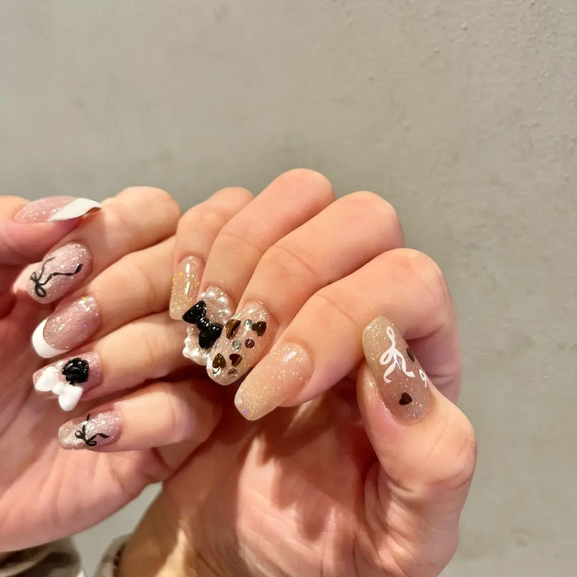 オフ有⭐︎持ち込みデザイン💅ジェルオフ無料⭐︎ケア込み⭐︎パラジェル使用⭐︎フィルインできます⭐︎の写真