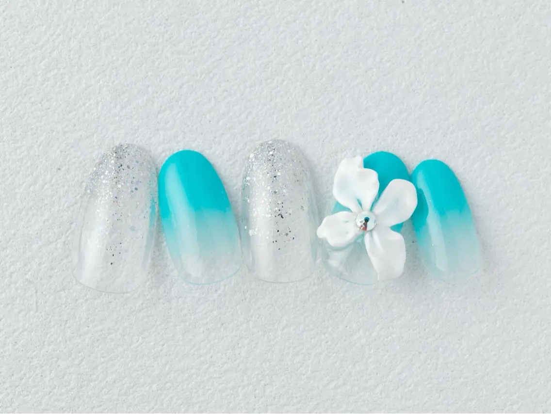 ネイル Nagi Nail 本山のネイルデザイン