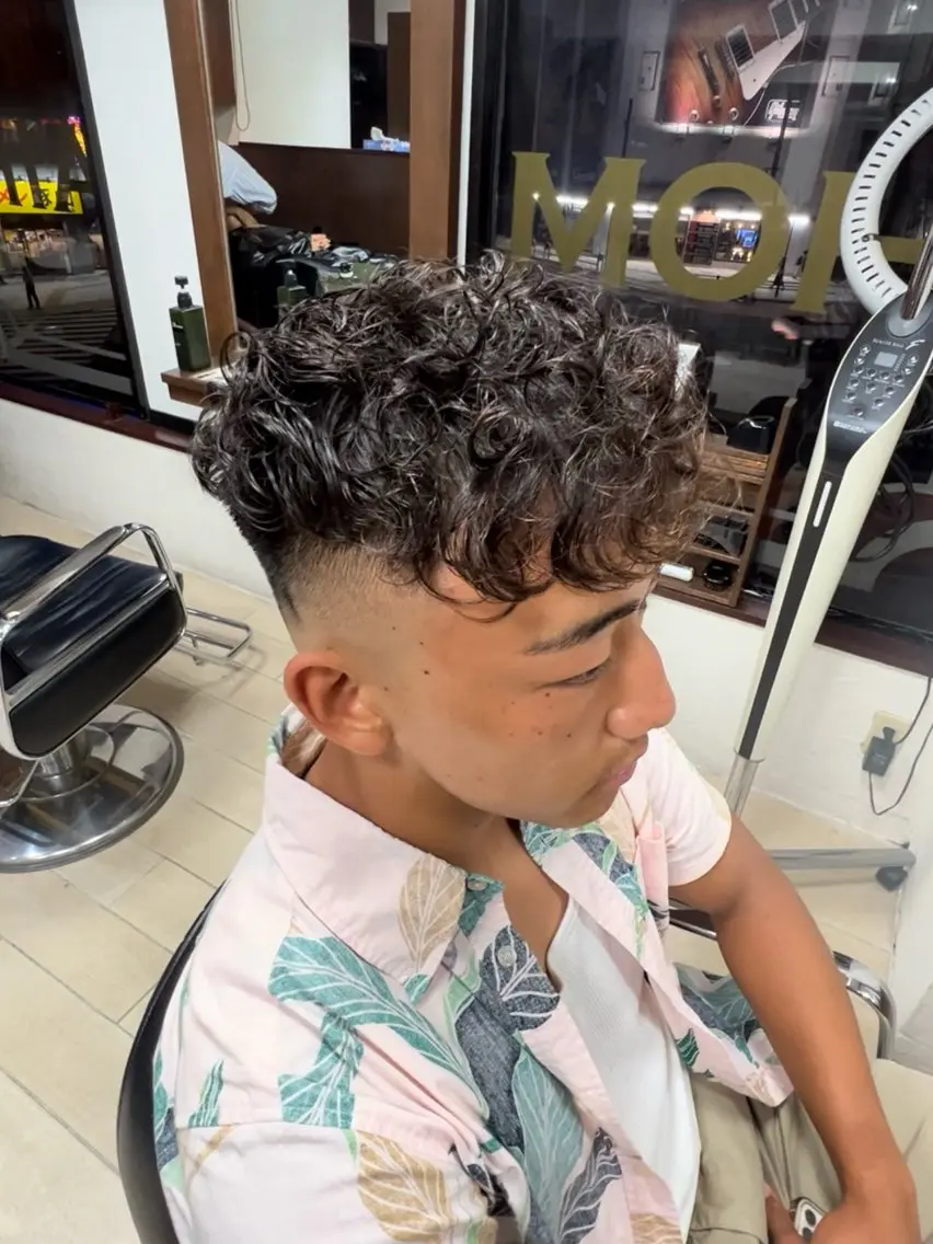 【平日限定割引✨11時〜16時30分まで】メンズヘアカラーのみ(白髪染め可)の写真