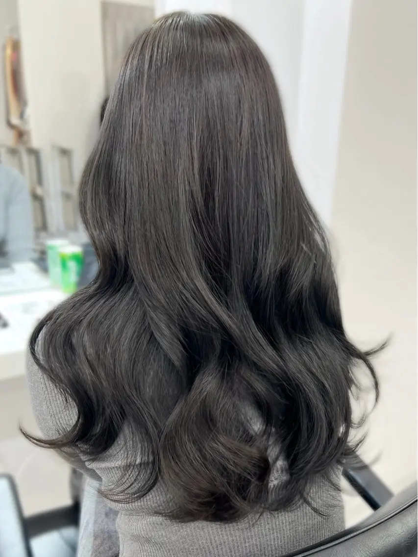 セミロング カラー グレージュ 盛れる顔周り🤍渋谷 Risa🎀のヘアスタイル