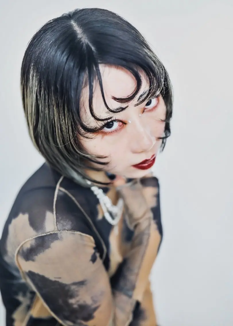 束感まつぱ🫧 なつき🫧のヘアスタイル