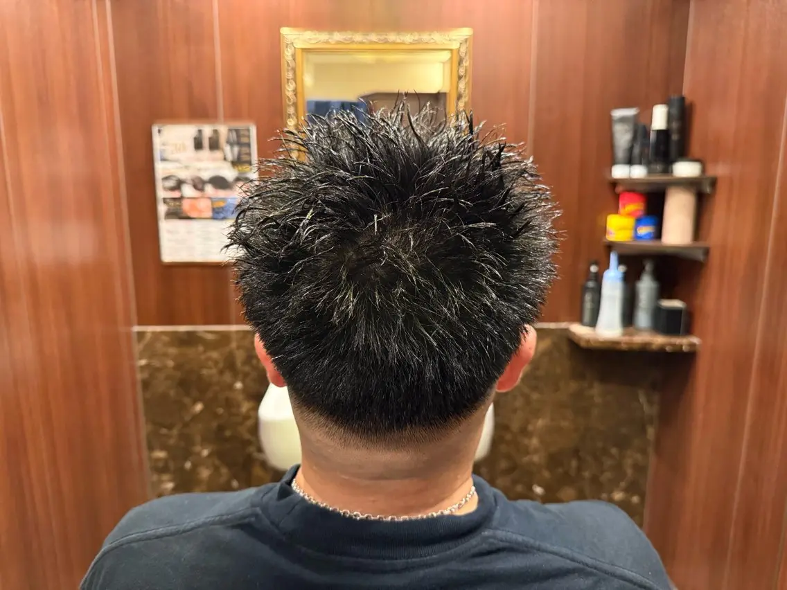 ショート メンズ フェードカット スパイキーショート ショートヘア 竹村 優のヘアスタイル