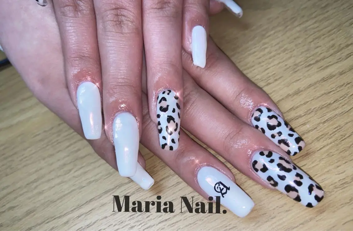 ネイル mra_nail Lunaire.のネイルデザイン